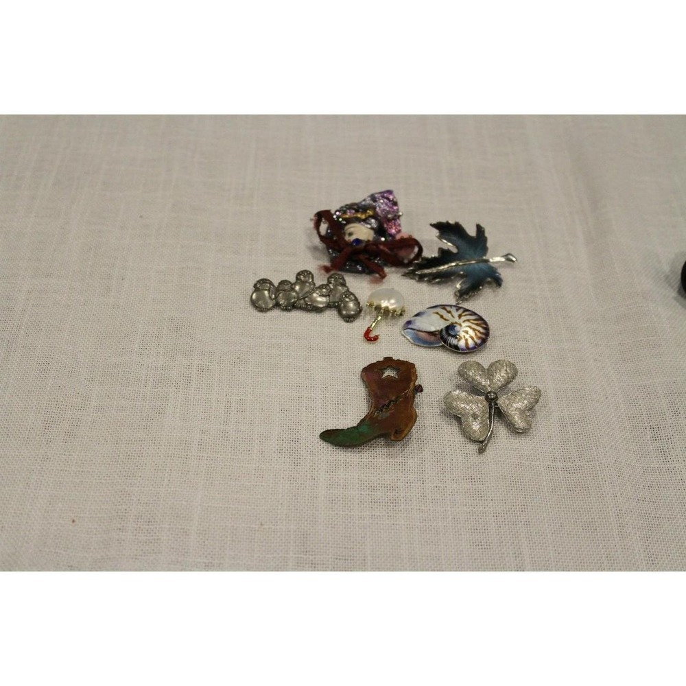 Vintage Brooch and Pin Lot Silver Tone Fashion Jewelry Shamrock Boot Shell